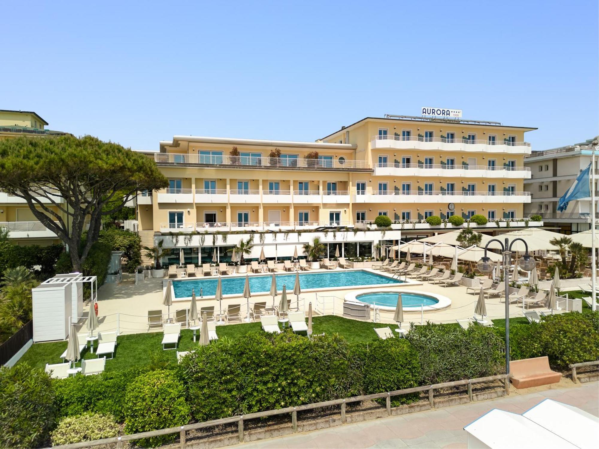 Hotel Aurora Lido di Jesolo Exterior photo